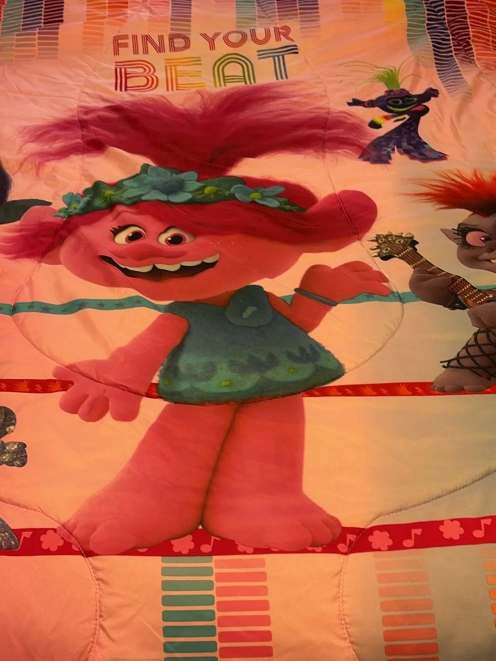 DreamWorks Trolls Pink Multicolor 'Find Your Beat' Comforter